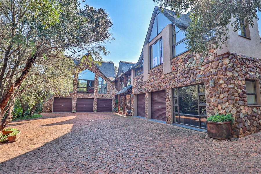 4 Bedroom Property for Sale in Kosmos North West